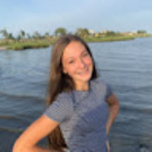 Meet your Posher, Jillian